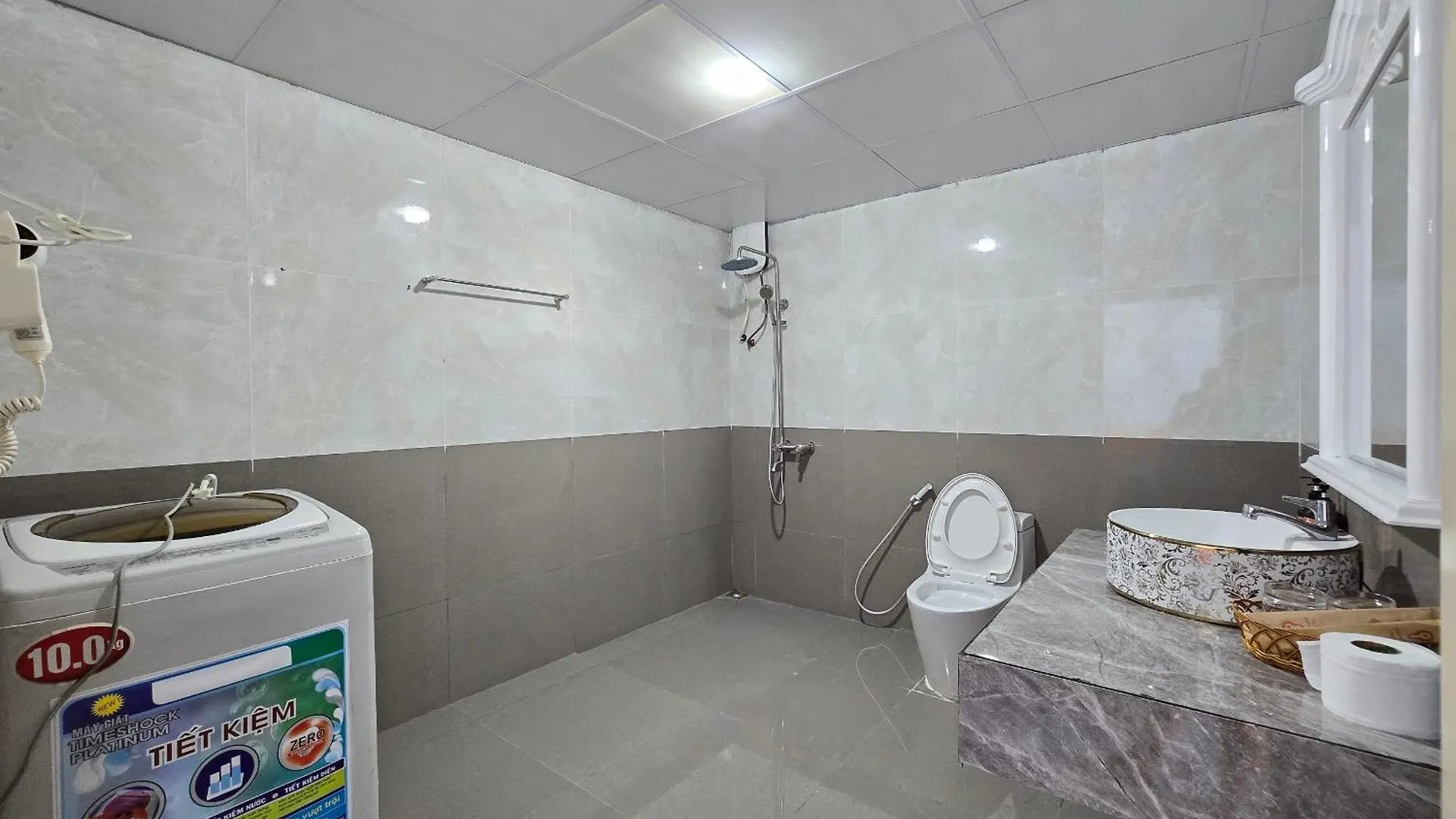 Toa Nha Oasky - Can Ho View Bien 32 0*, Vung Tau Vietnam