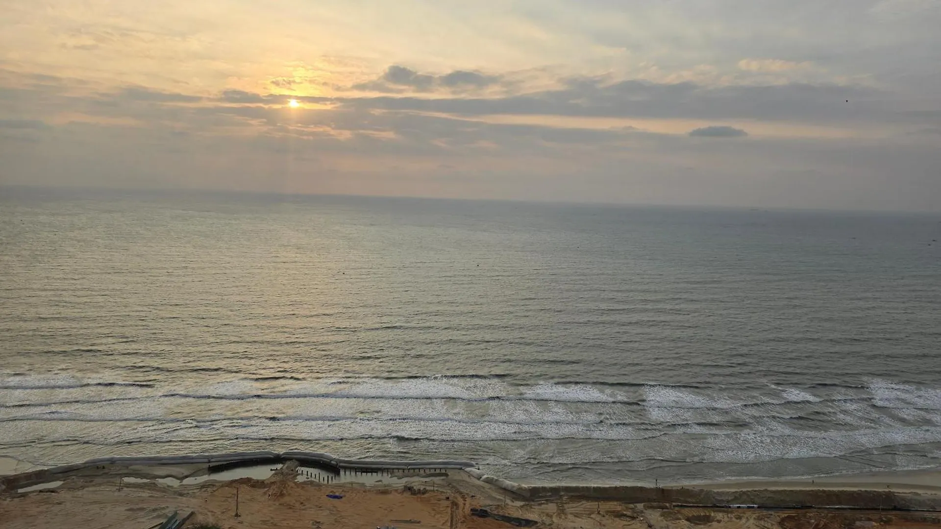 Toa Nha Oasky - Can Ho View Bien 32 0*, Vung Tau