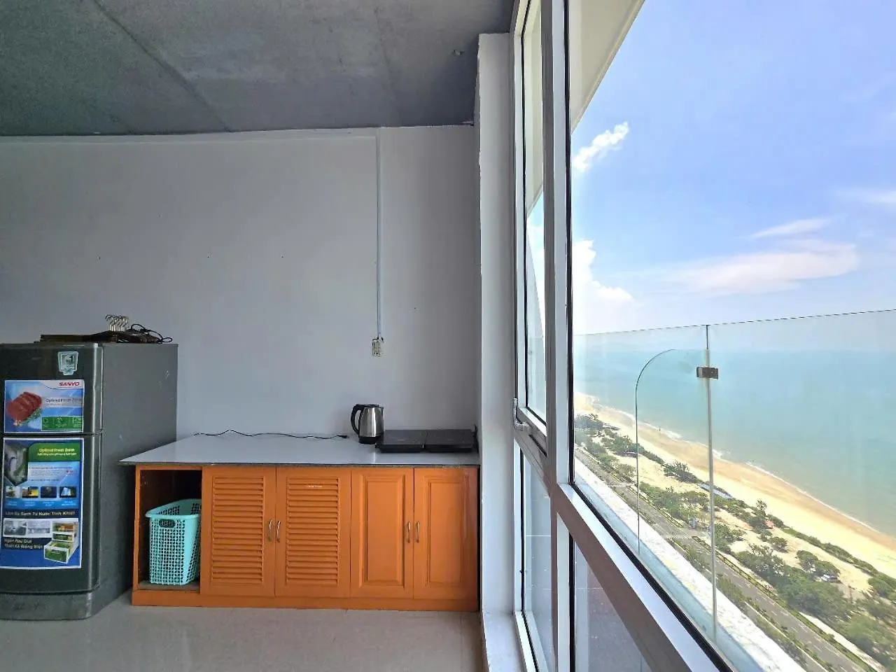 Apartment Toa Nha Oasky - Can Ho View Bien 32 Vietnam